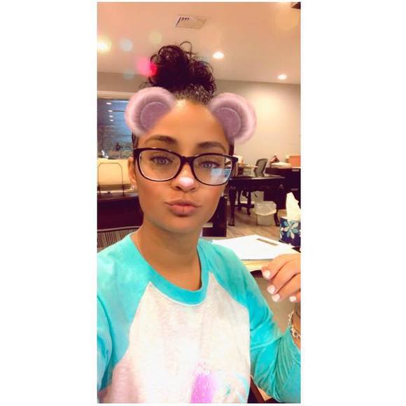 Meet your Posher, Lauren - Picture 1 of 1